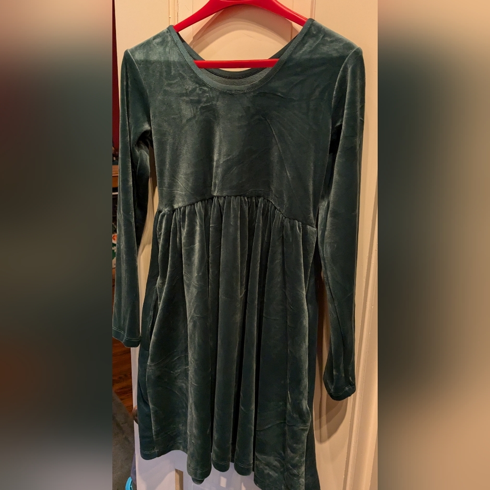 Hanna Andersson NWOT Girls Sz 8 Green Velour Holiday Skater Dress